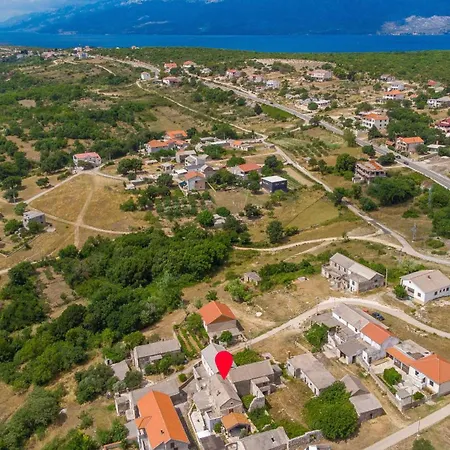 Nyaraló Joviraz Zára