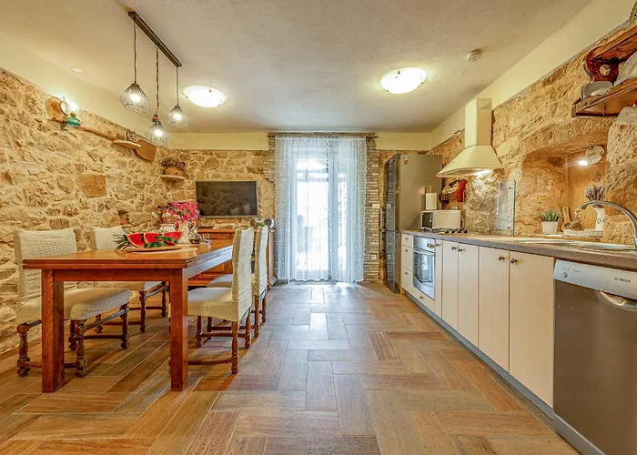 別荘 Joviraz ザダル