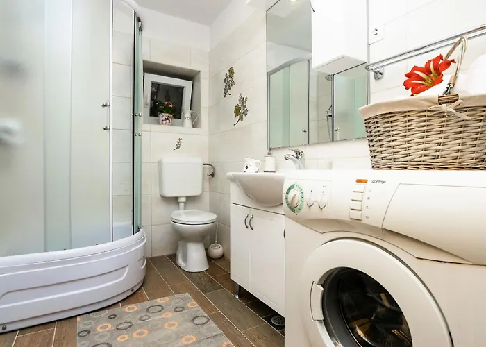 Joviraz Ζαντάρ